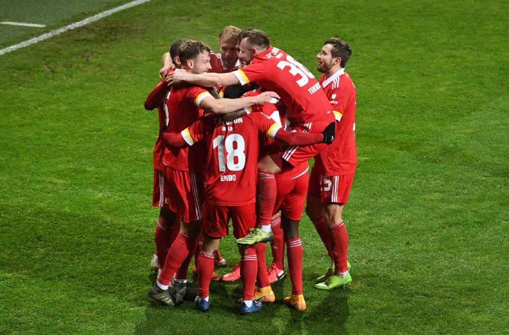  柏林联合主场遭遇争议判罚憾平局  