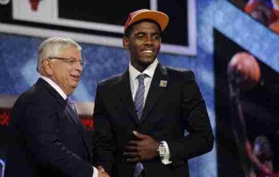  活塞幸运获状元签选中法国天才中锋