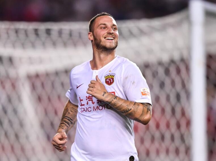  诺丁汉森林换帅立竿见影，新帅首秀即获开门红