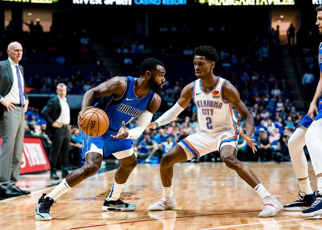  亚历山大30分雷霆主场力克独行侠缩小差距  